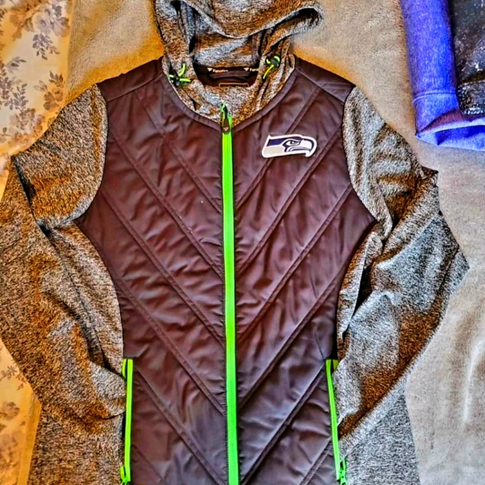 women's Seahawks jacket size small